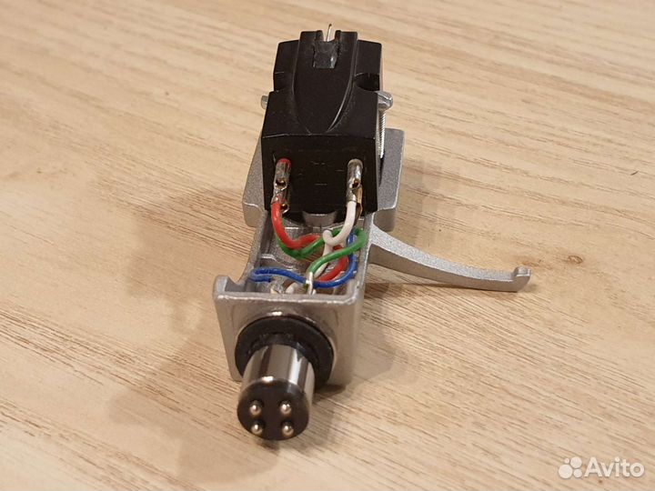 Gold Bug Medusa MC картридж для винила