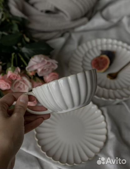 Чайная пара чашка с блюдцем