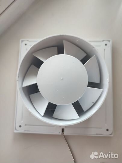 Вентилятор вытяжной для ванной 100мм