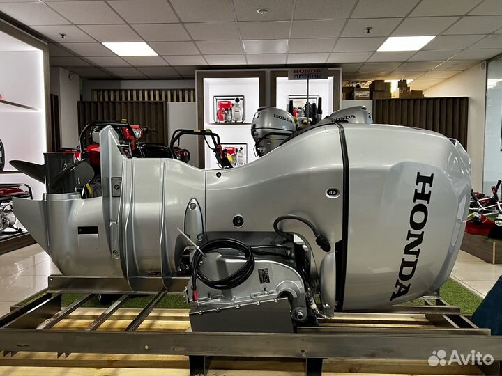 Лодочный мотор Honda BF 100 AK1 xrtu