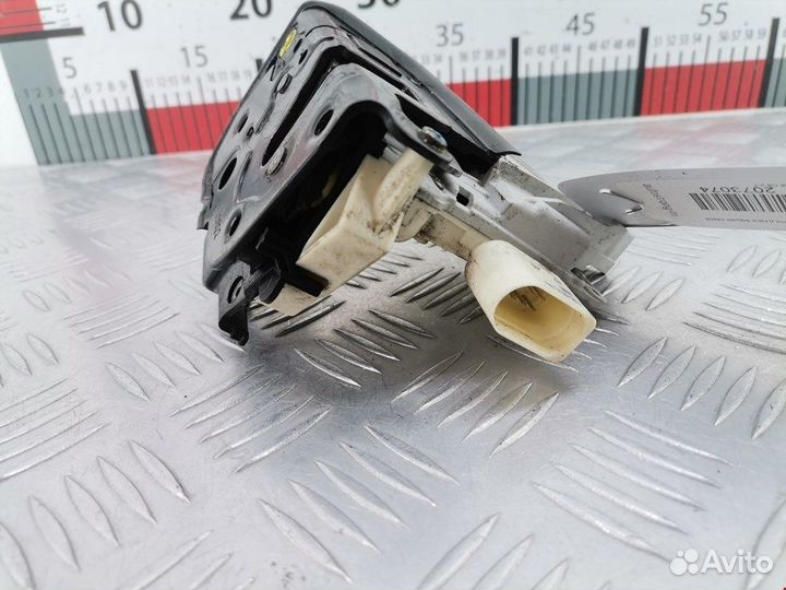 Замок двери задней левой для Audi A6 C6 4F0839015A