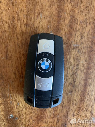 Флешка в виде ключа BMW