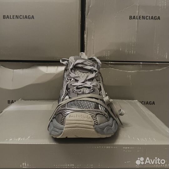 Balenciaga 3XL light gray