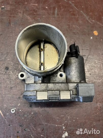 Volvo s80 2005г Дросельная заслонка 2.9т