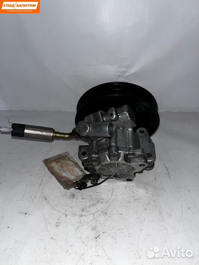 Насос гидроусилителя руля Mercedes-Benz C-Класс