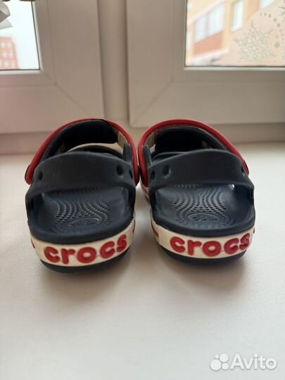 Сандалии crocs c7
