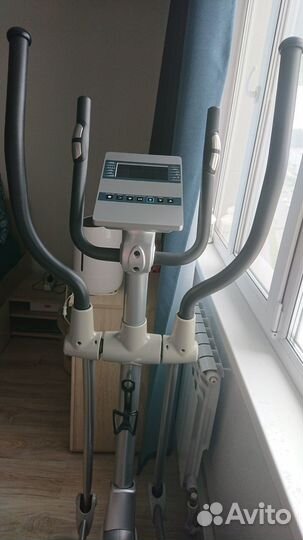 Эллиптический тренажер Oxygen Adelaide