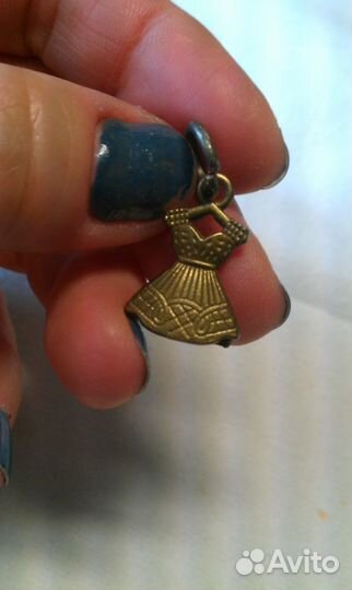 Подвески.Кулоны бижутерия Украшения