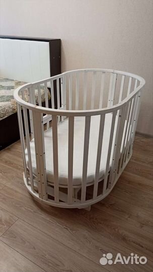 Детская кровать трансформер с маятником