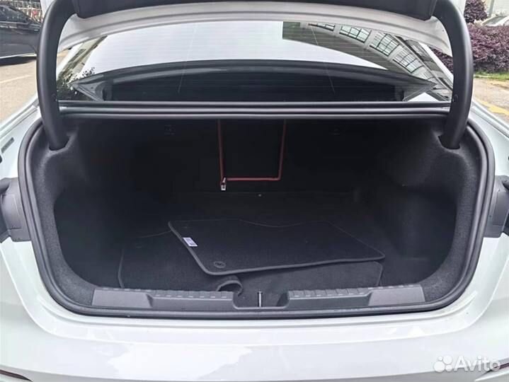 Audi A3 1.4 AT, 2022, 10 000 км