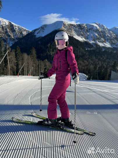 Горнолыжный комбинезон женский