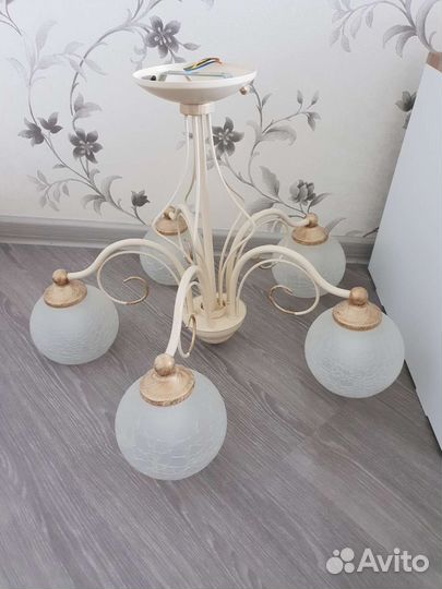 Люстра потолочная бу