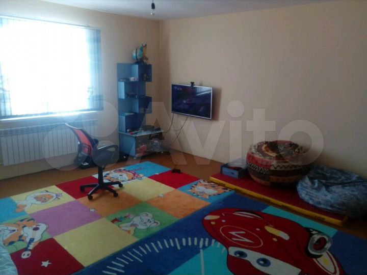 Дом 320 м² на участке 15 сот.