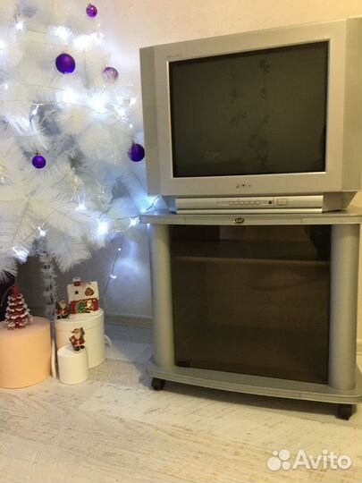 Телевизор цветной