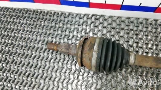 Привод передний правый toyota verso AR2 (CBG06N101