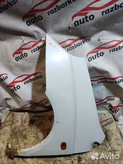 Крыло переднее Mitsubishi Dingo CQ2 4G15 2001