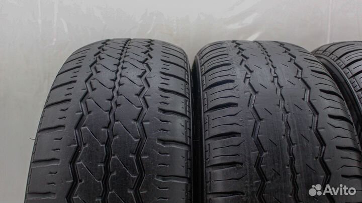 Hankook Radial RA08 215/65 R17 104T