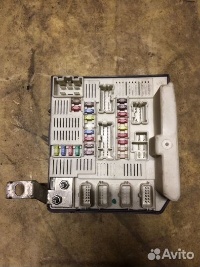 Блок предохранителей моторный Renault Megane 2
