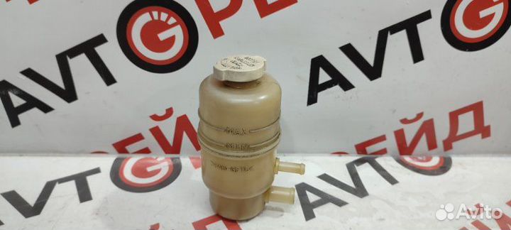 Бачок гидроусилителя Mitsubishi Airtrek CU5W 4G69
