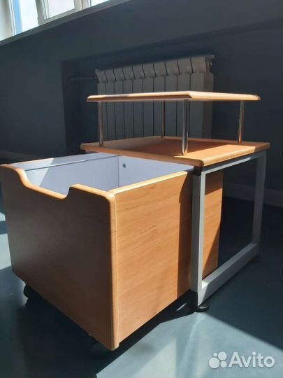 Тумбочка столик прикроватная офисная