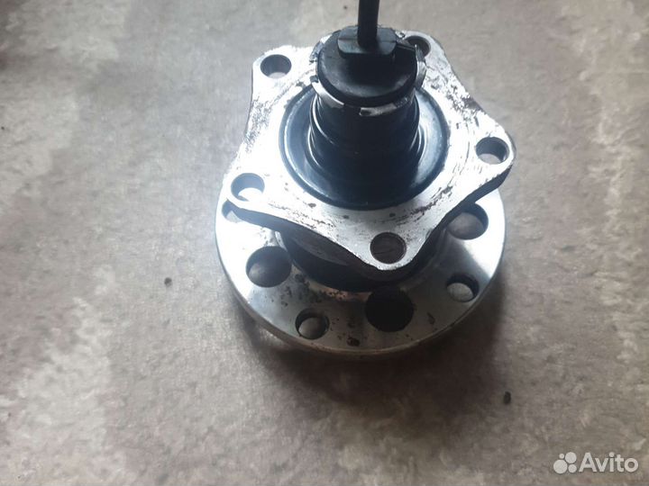 Ступица задняя Passat b5 b5+