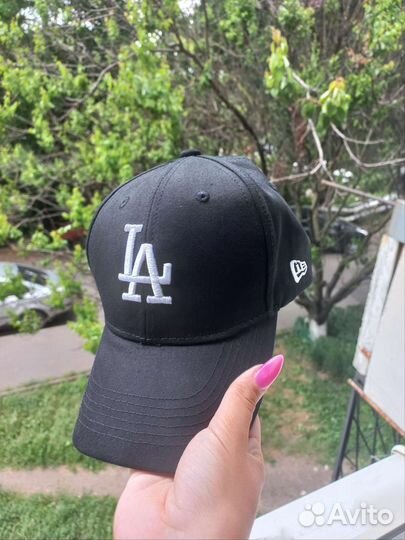 Кепка LA черная