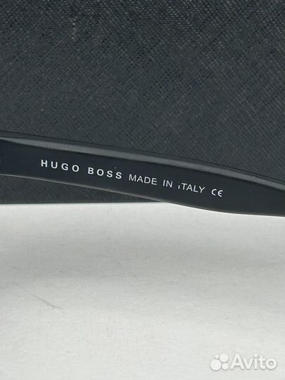 Солнцезащитные очки hugo boss