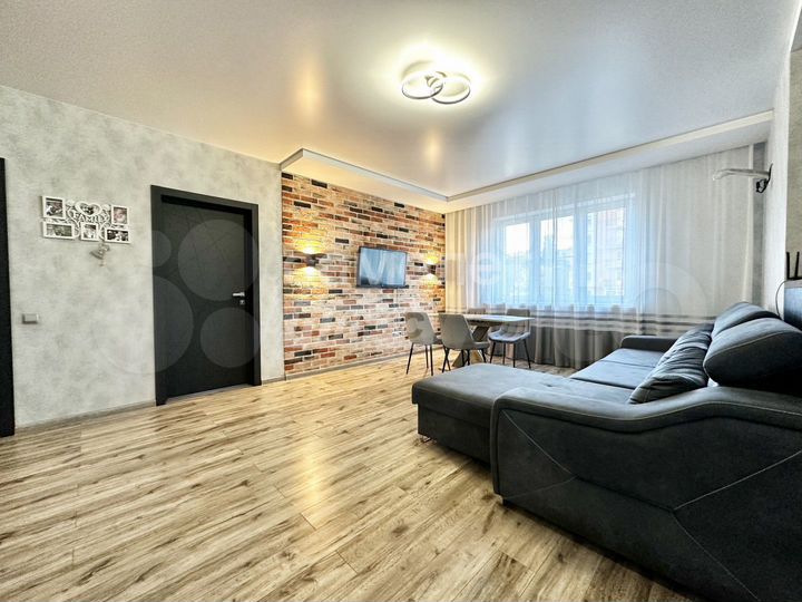 3-к. квартира, 82 м², 5/6 эт.