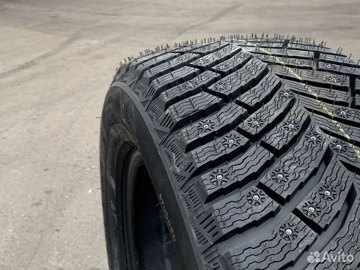 Michelin X-Ice North 4 SUV 275/50 R20 113T