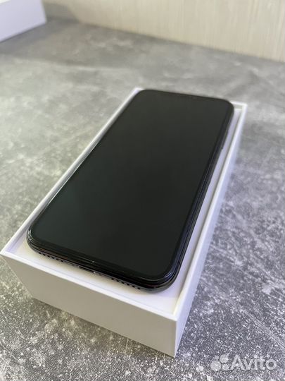 iPhone X, 256 ГБ
