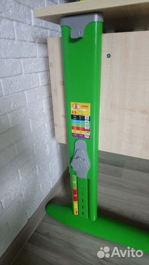 Растущая парта дэми