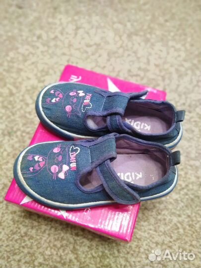 Туфли для девочки 27