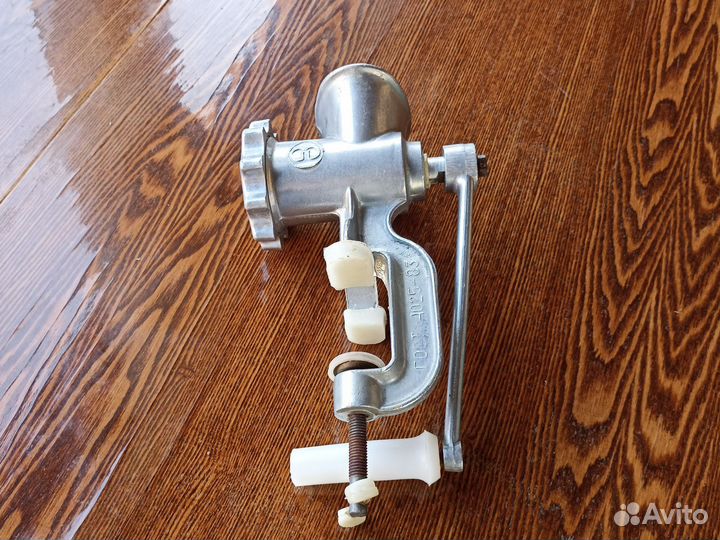 Мясорубка ручная бу