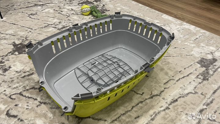 Переноска для кошек и собак пластиковая