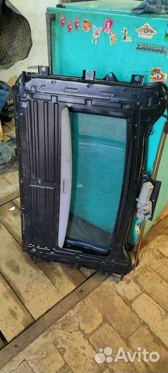 Люк крыши delica