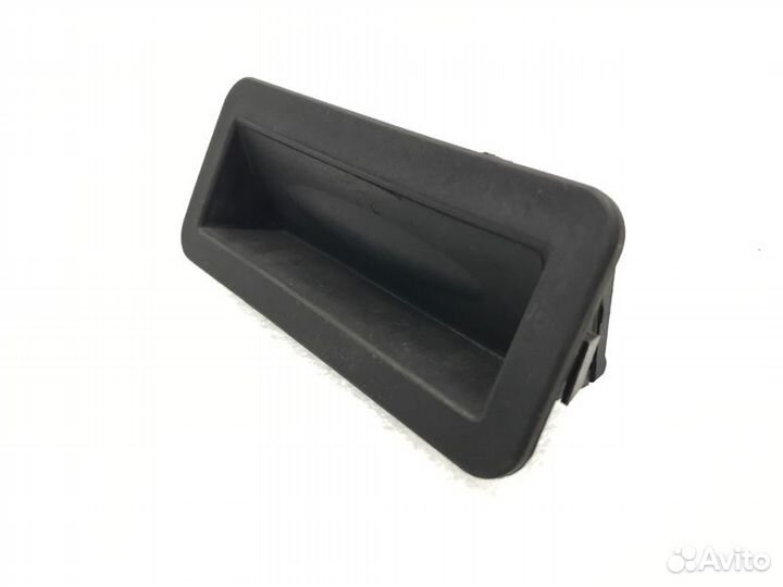 Кнопка открывания багажника Ford Mondeo седан 2.3