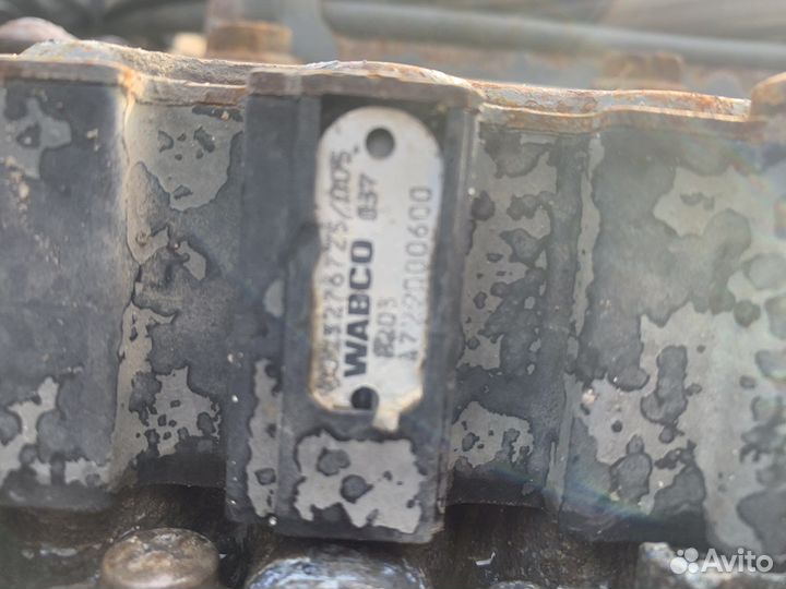 Кран уровня пола Мерседес Актрос Аксор Атего Actro