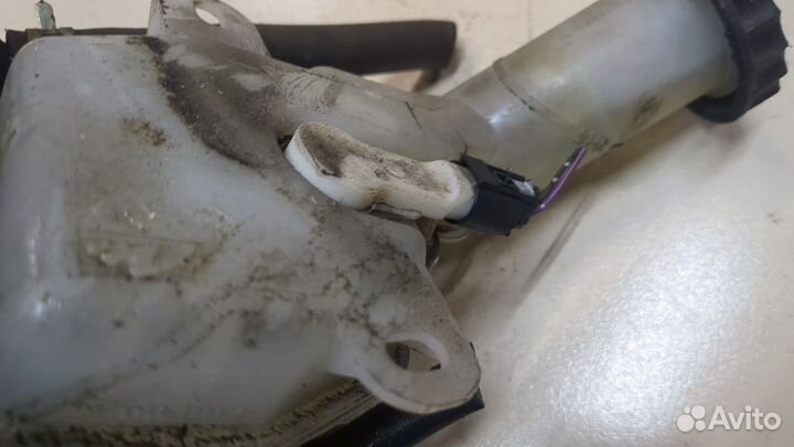 Цилиндр тормозной главный Mitsubishi Outlander, 20