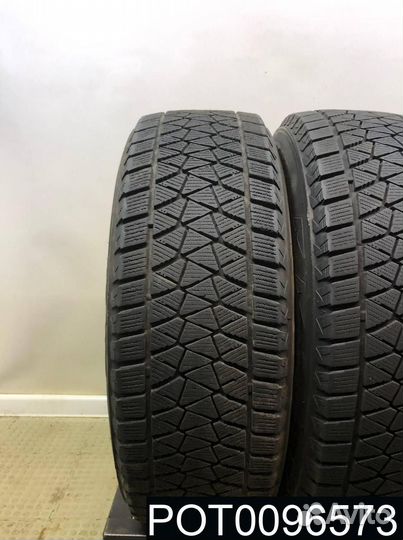 Bridgestone Blizzak DM-V2 225/65 R17 99P