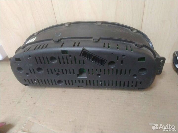 Панель приборов (щиток) Hyundai Elantra XD 2002