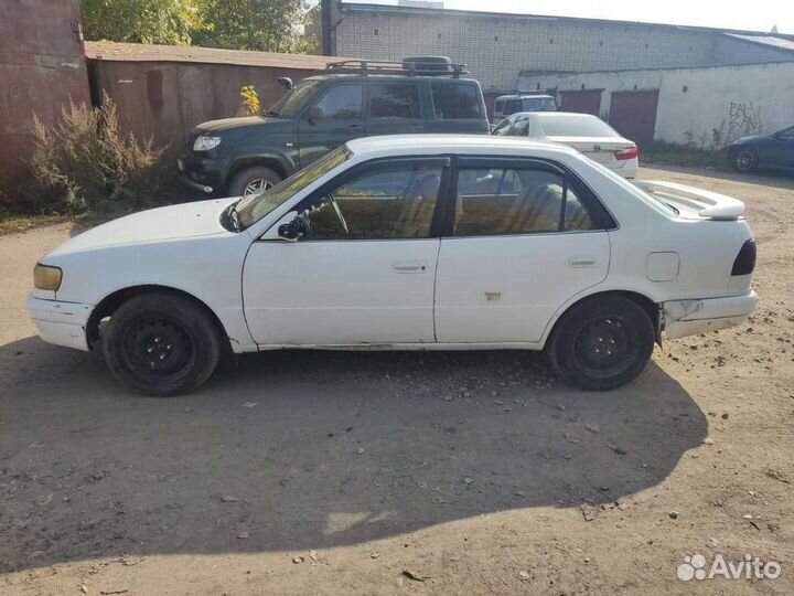 Toyota Corolla 1.6 AT, 1995, 250 000 км