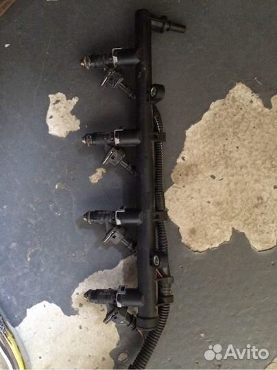 Форсунка инжекторная электрическая Renault Megan