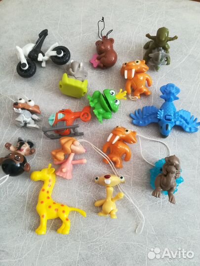 Киндер-сюрпризы, мебель кукольная