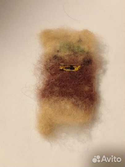 Значки из валяной шерсти ручной работы