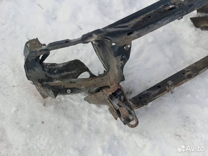 Панель (телевизор) передний Opel Omega B X 25 XE