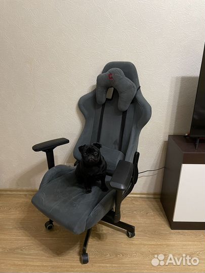 Компьютерное кресло