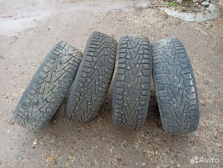 Pirelli Ice 185/60 R15