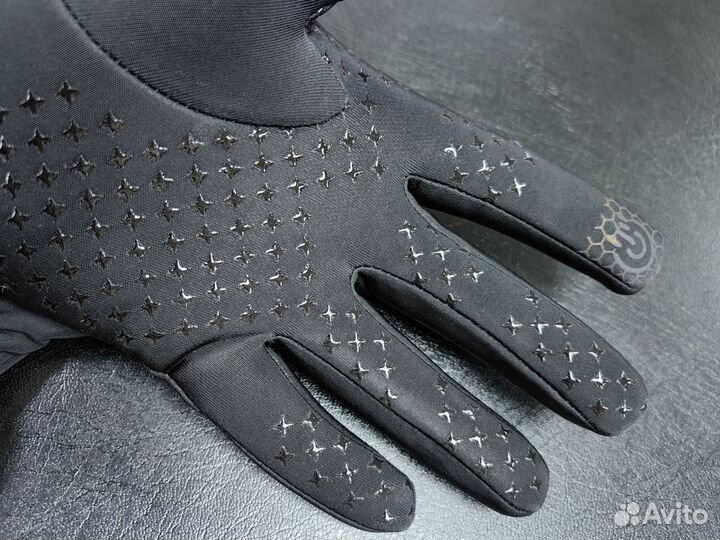 Перчатки с противоскользящим покрытием