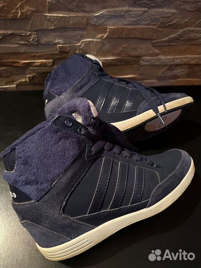 Кроссовки adidas neo женские