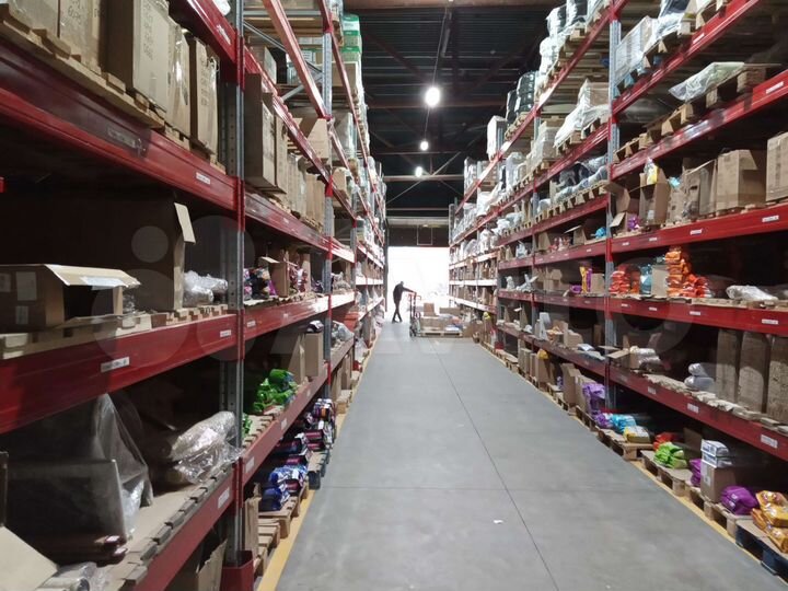 Собственник сдает склад 680 м² и офисы